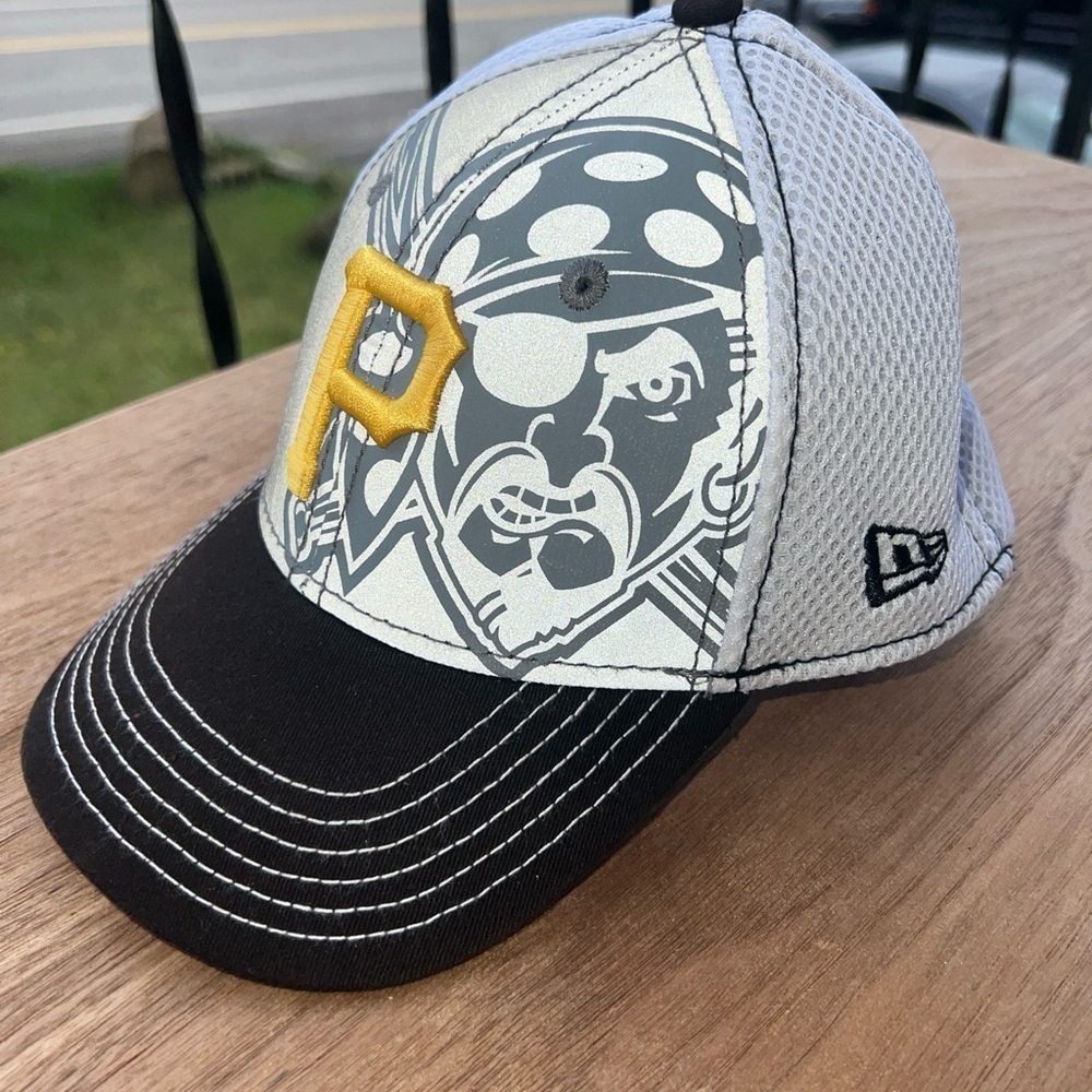 Pittsburgh Pirates New Era 39Thirty Youth Baseball Cap - Picture 2 of 6